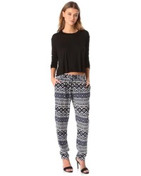 Женская черная футболка с длинным рукавом от Pencey