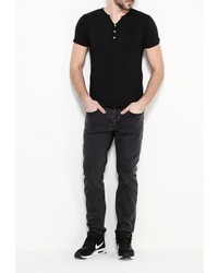 Мужская черная футболка от Aarhon