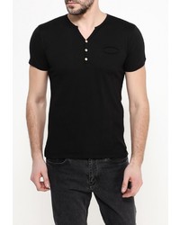 Мужская черная футболка от Aarhon