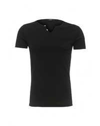 Мужская черная футболка от Aarhon