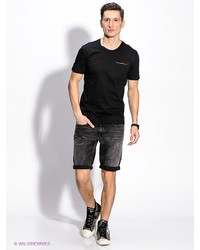 Мужская черная футболка от Calvin Klein