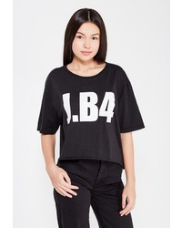 Женская черная футболка от J.B4