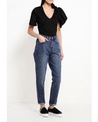 Женская черная футболка от LOST INK