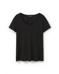 Женская черная футболка от Mango
