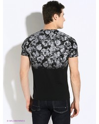 Мужская черная футболка от Mezaguz