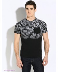 Мужская черная футболка от Mezaguz