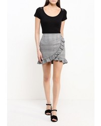 Женская черная футболка от Naf Naf