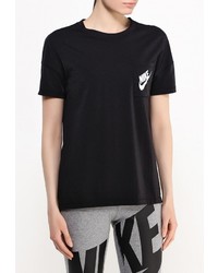 Женская черная футболка от Nike