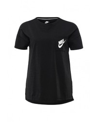 Женская черная футболка от Nike
