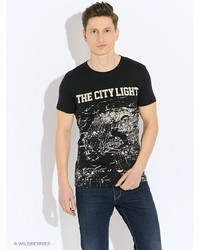 Мужская черная футболка от Oodji