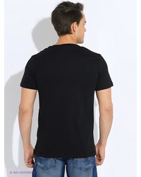 Мужская черная футболка от Oodji