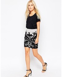 Женская черная футболка от Ichi