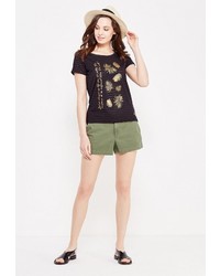 Женская черная футболка от Troll