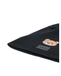 Мужская черная шапка с вышивкой от Moschino