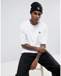 Мужская черная шапка с принтом от adidas