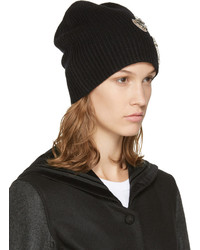 Женская черная шапка с украшением от Marc Jacobs