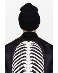 Мужская черная шапка от Undercover
