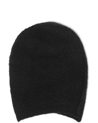 Мужская черная шапка от Isabel Benenato