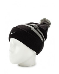Женская черная шапка от Nike