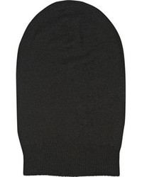 Женская черная шапка от Rick Owens