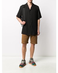 Мужская черная шелковая рубашка с коротким рукавом с принтом от Gucci