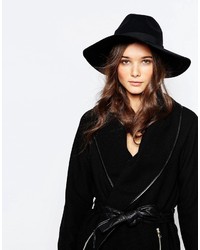 Женская черная шерстяная шляпа от Pieces
