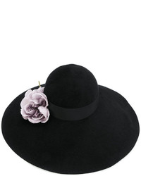Женская черная шляпа с украшением от Gucci