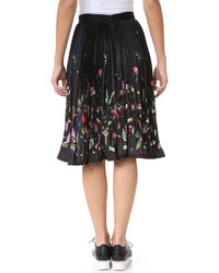 Черная юбка со складками от Sjyp