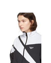 Женская черно-белая куртка-пуховик от Reebok Classics