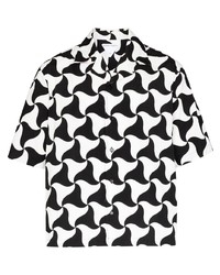 Мужская черно-белая рубашка с коротким рукавом с принтом от Bottega Veneta