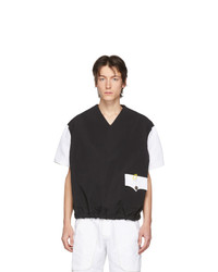 Мужская черно-белая футболка с v-образным вырезом от Boramy Viguier