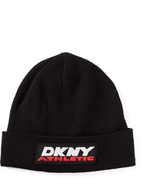 Женская черно-белая шапка с принтом от DKNY