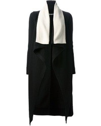 Женское черно-белое пальто от Alexander McQueen