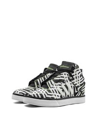 Мужские черно-белые высокие кеды из плотной ткани от adidas