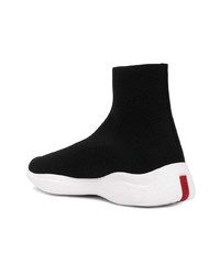 Мужские черно-белые высокие кеды от Prada