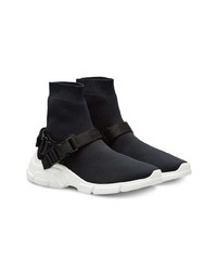 Женские черно-белые высокие кеды от Prada