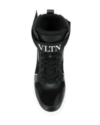 Мужские черно-белые высокие кеды от Valentino