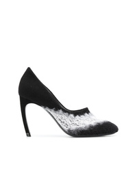 Черно-белые замшевые туфли от Nicholas Kirkwood