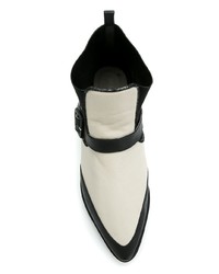 Черно-белые кожаные ботильоны от Mara Mac