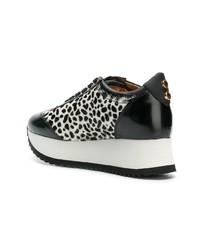 Черно-белые кожаные кроссовки на танкетке от Alexander Smith