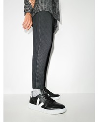 Мужские черно-белые кожаные низкие кеды от Veja