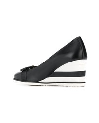 Черно-белые кожаные туфли на танкетке от Baldinini