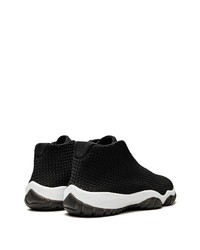 Мужские черно-белые кроссовки от Jordan