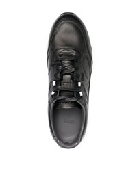 Мужские черно-белые кроссовки от BOSS