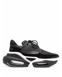 Мужские черно-белые кроссовки от Balmain