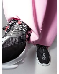 Мужские черно-белые кроссовки от Versace