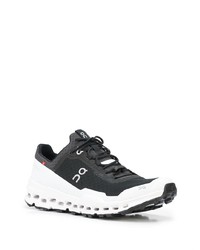 Мужские черно-белые кроссовки от ON Running