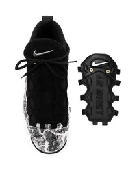 Женские черно-белые кроссовки от Nike