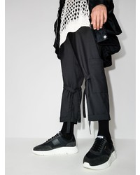 Мужские черно-белые кроссовки от Axel Arigato