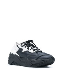 Мужские черно-белые кроссовки от Just Cavalli